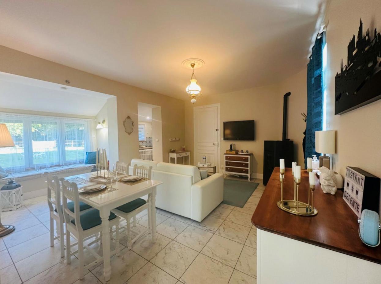 Holiday home Au Domaine Du Predieu Crecy-sur-Serre